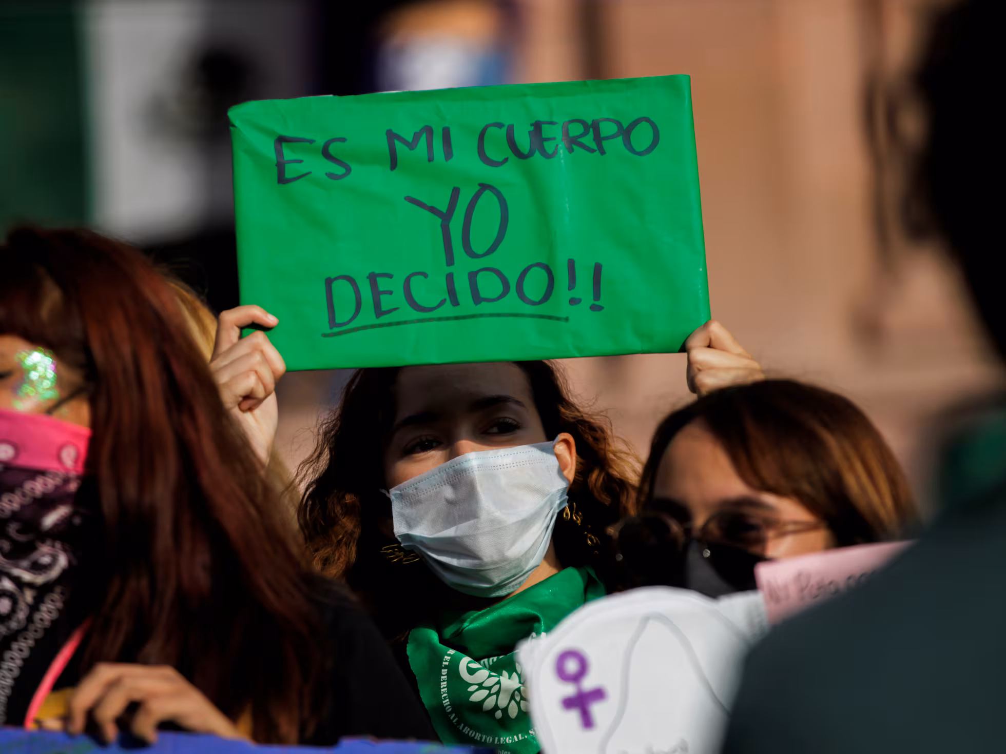 El Aborto: Un debate controvertido