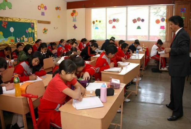 El problema de la educación tradicional y el desarrollo del potencial estudiantil