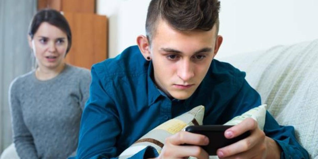 Adicciones en la adolescencia: Entre la curiosidad y el límite
